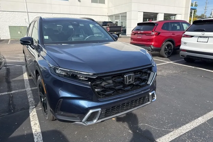 2026 Honda CR-V Hybrid Sport Touring photo 1