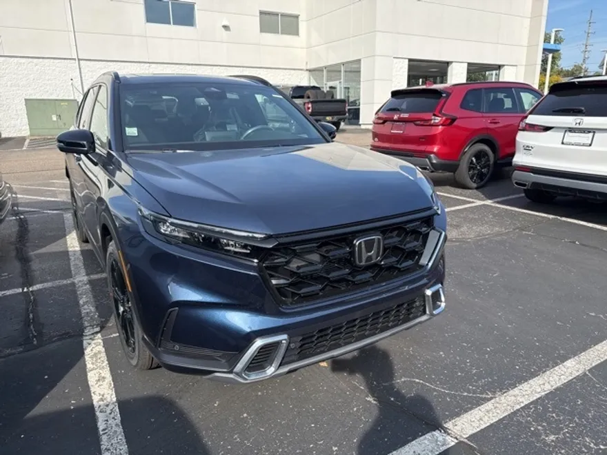 2026 Honda CR-V Hybrid Sport Touring photo 1