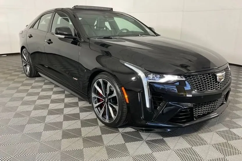 2022 Cadillac CT4 photo 1