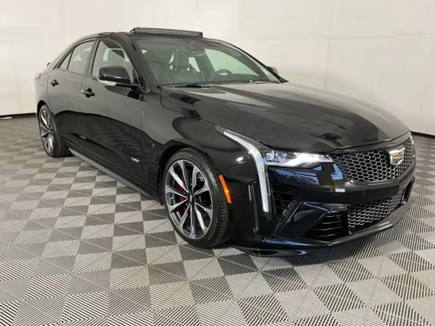 2022 Cadillac CT4 photo 1