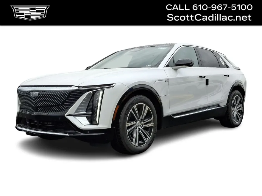 2025 Cadillac Lyriq Luxury photo 1