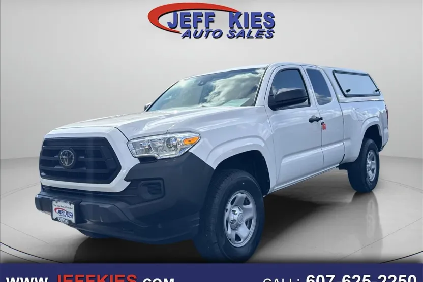 2022 Toyota Tacoma SR Access Cab photo 1