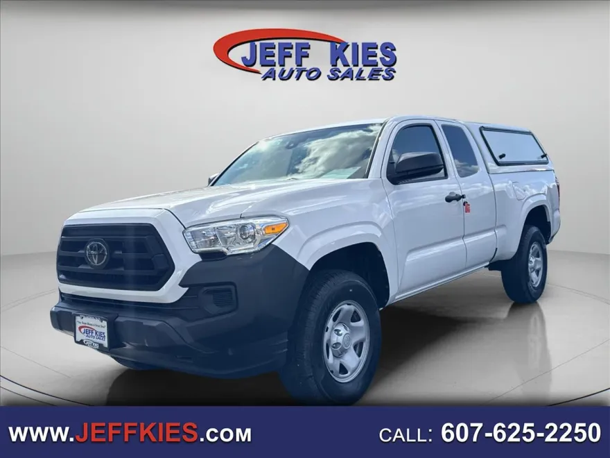 2022 Toyota Tacoma SR Access Cab photo 1