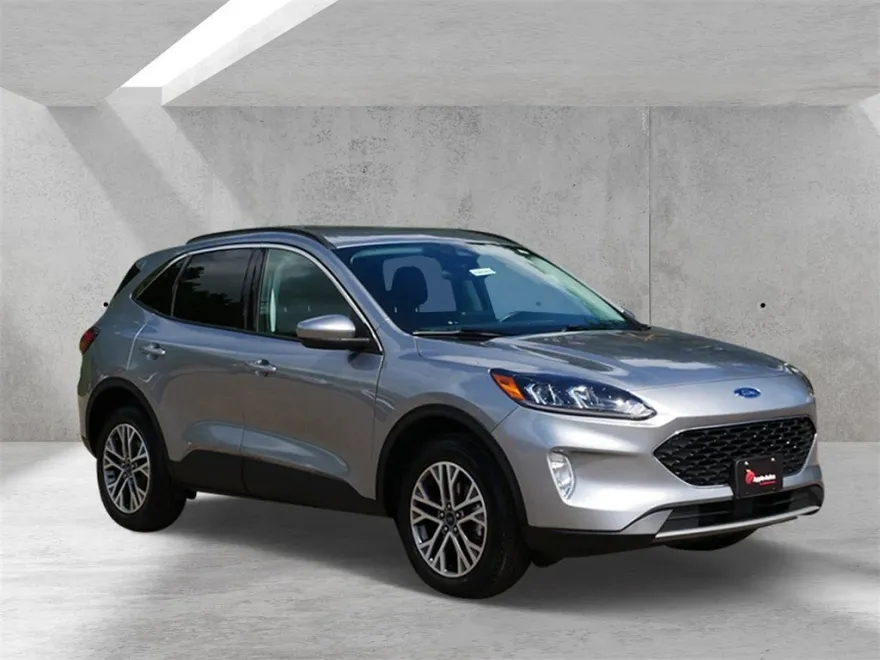 2022 Ford Escape SEL photo 1