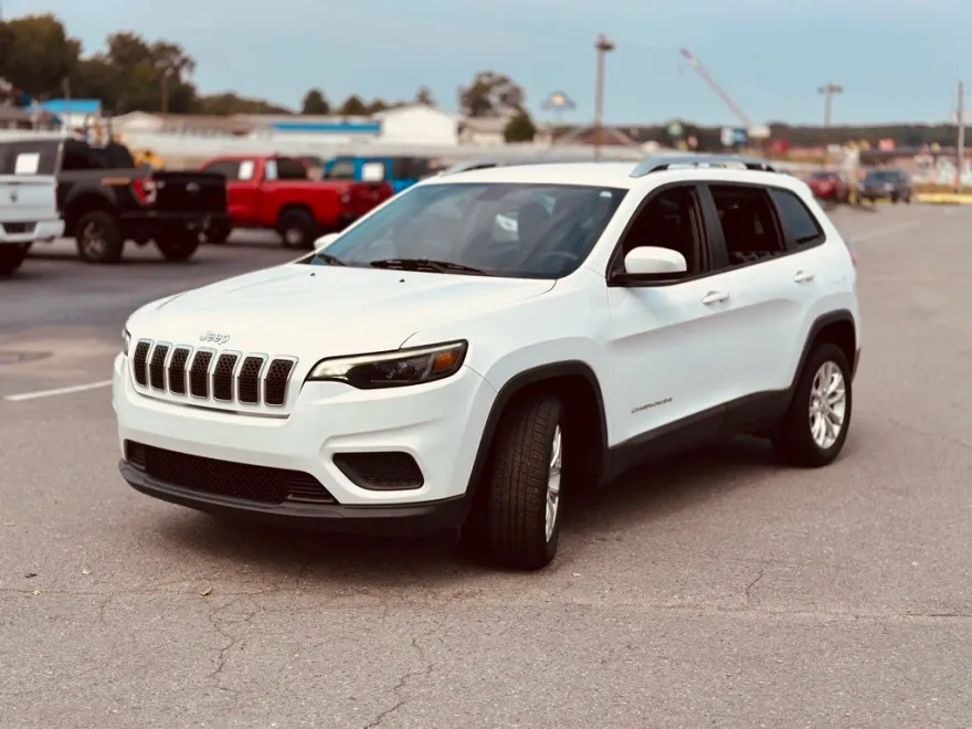 2020 Jeep Cherokee Latitude photo 1