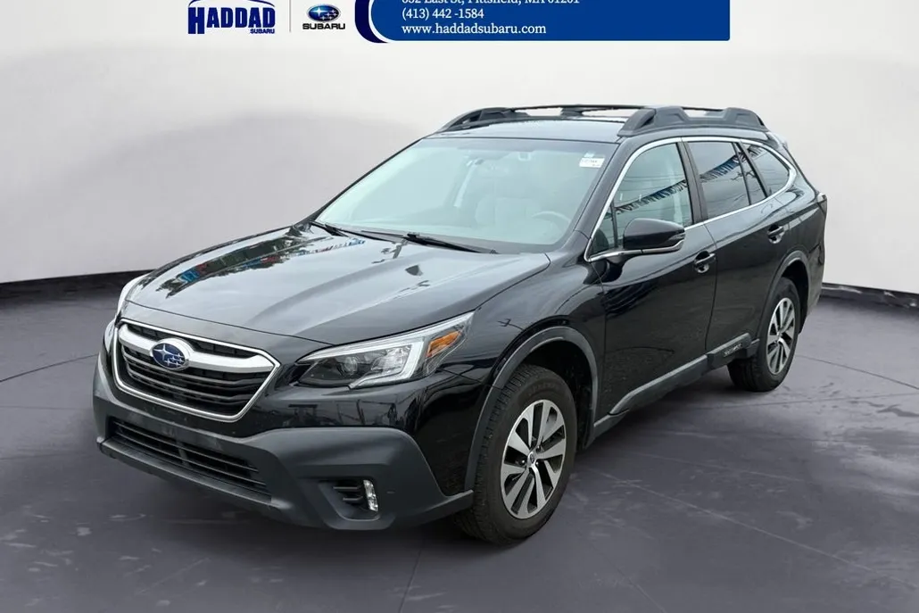 2020 Subaru Outback Premium photo 1