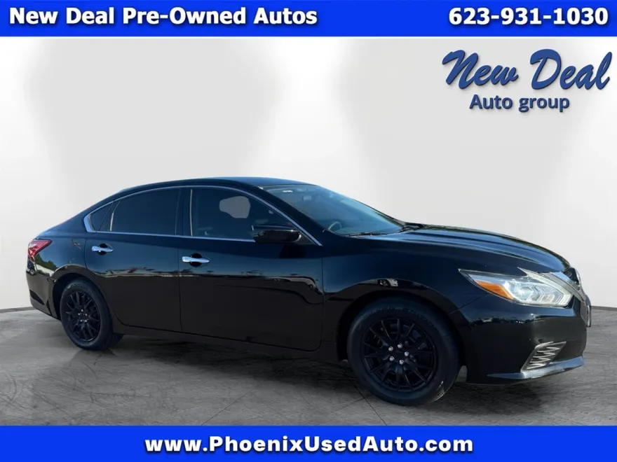 2017 Nissan Altima 2.5 S photo 1