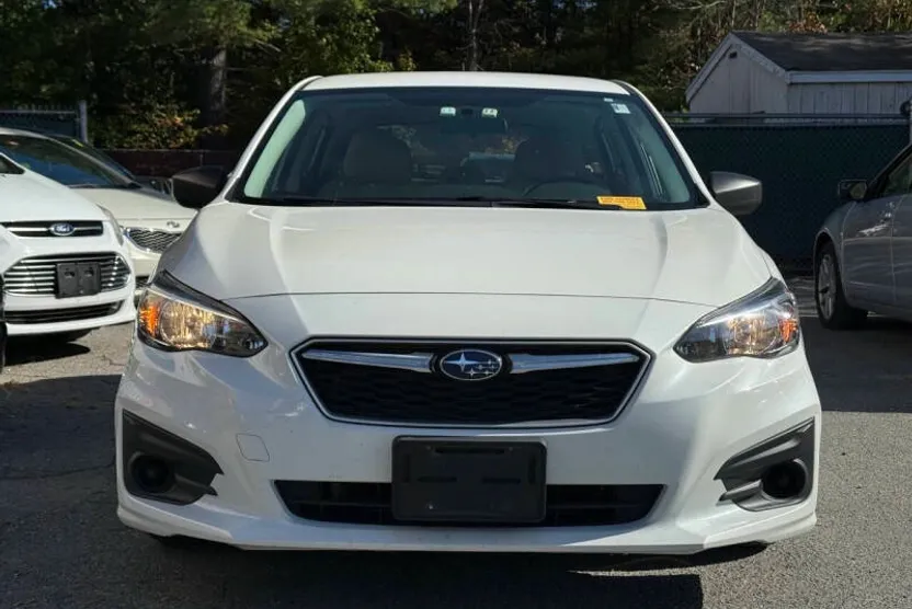 2018 Subaru Impreza 2.0i photo 1