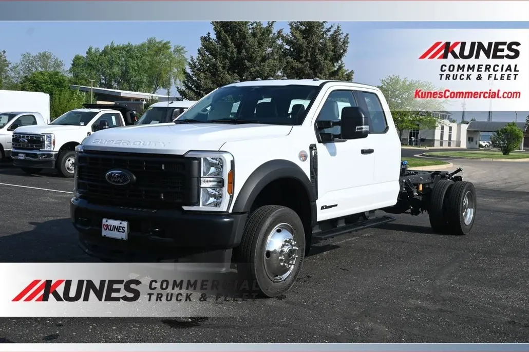 2024 Ford F-450 XL photo 1