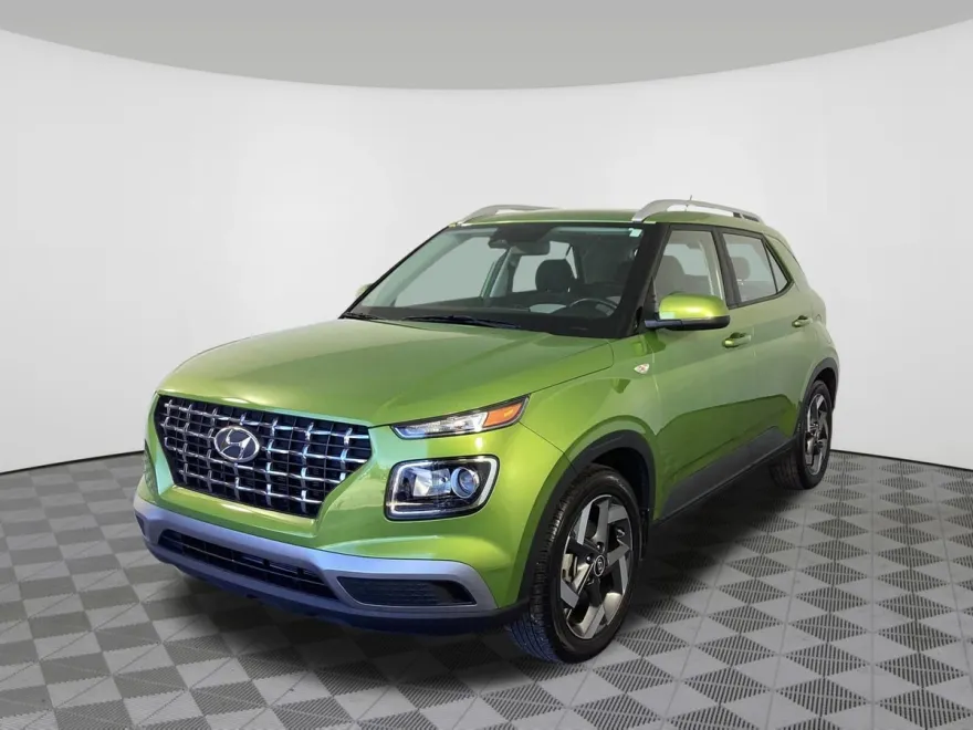 2023 Hyundai Venue SEL photo 1