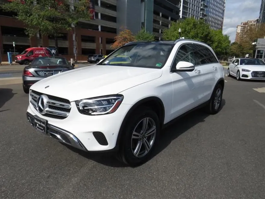 2022 Mercedes Benz GLC 300 4MATIC photo 1