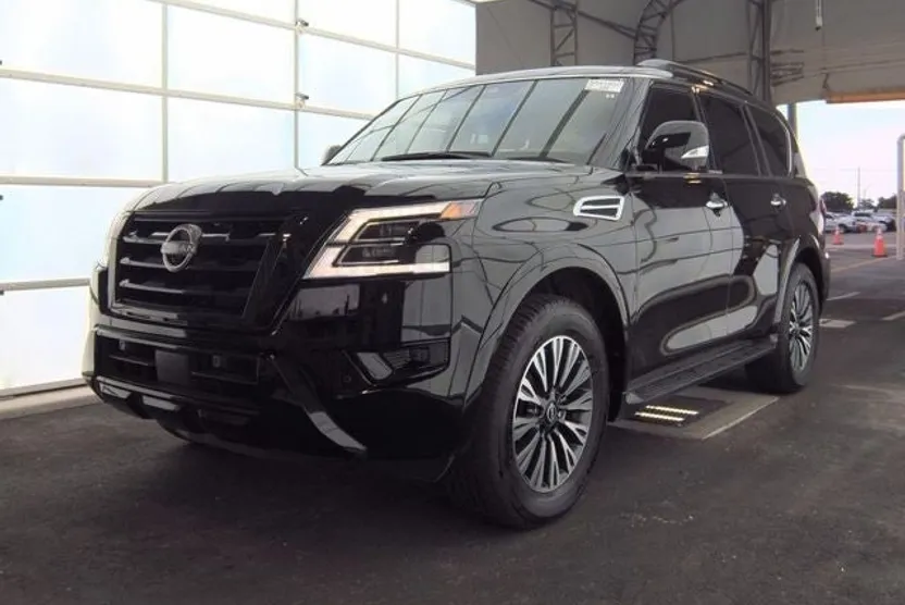 2024 Nissan Armada SL photo 1