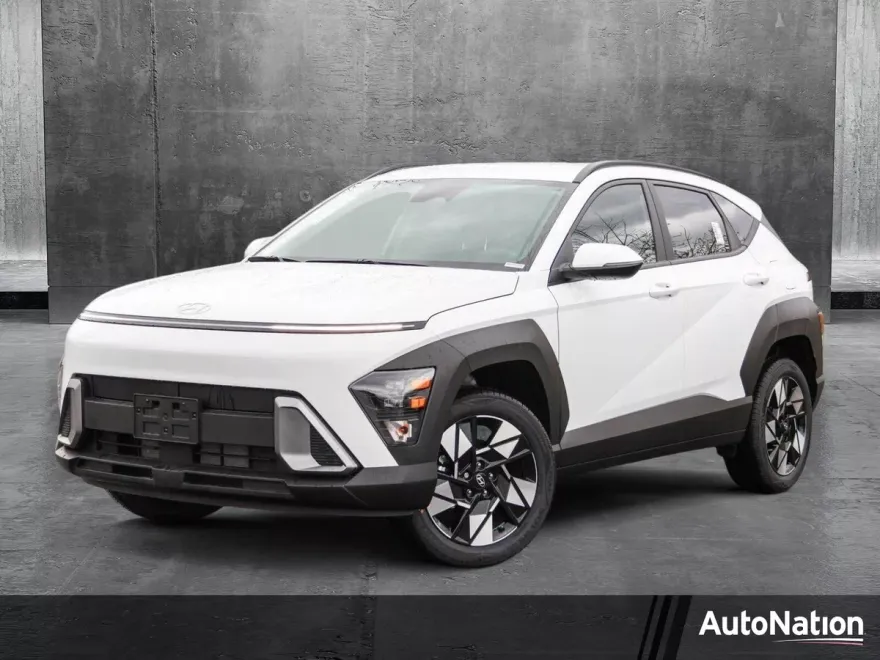 2025 Hyundai Kona SEL photo 1