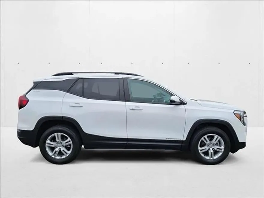 2023 Gmc Terrain SLE photo 1