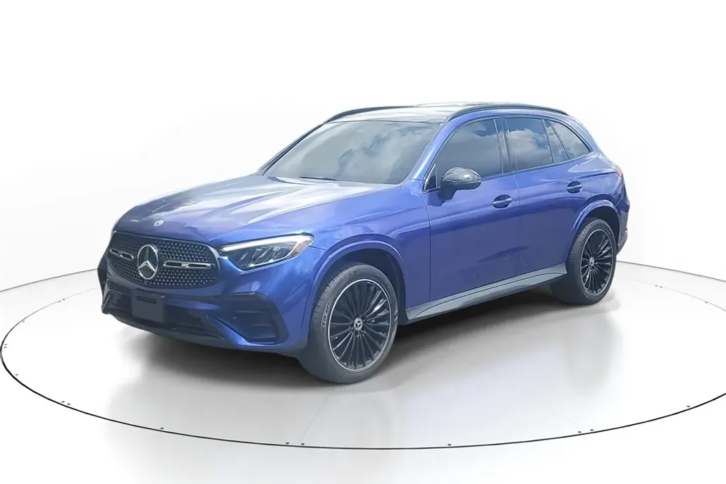 2023 Mercedes Benz GLC 300 4MATIC photo 1