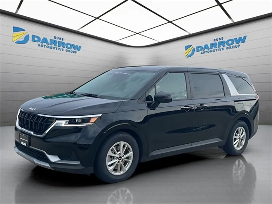 2024 Kia Carnival LX photo 1