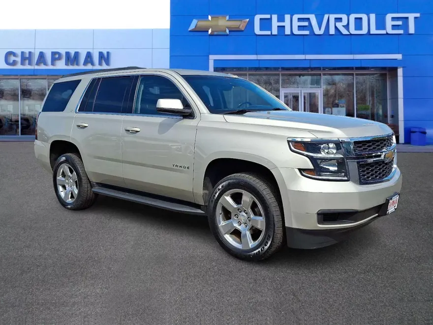 2017 Chevrolet Tahoe LT photo 1