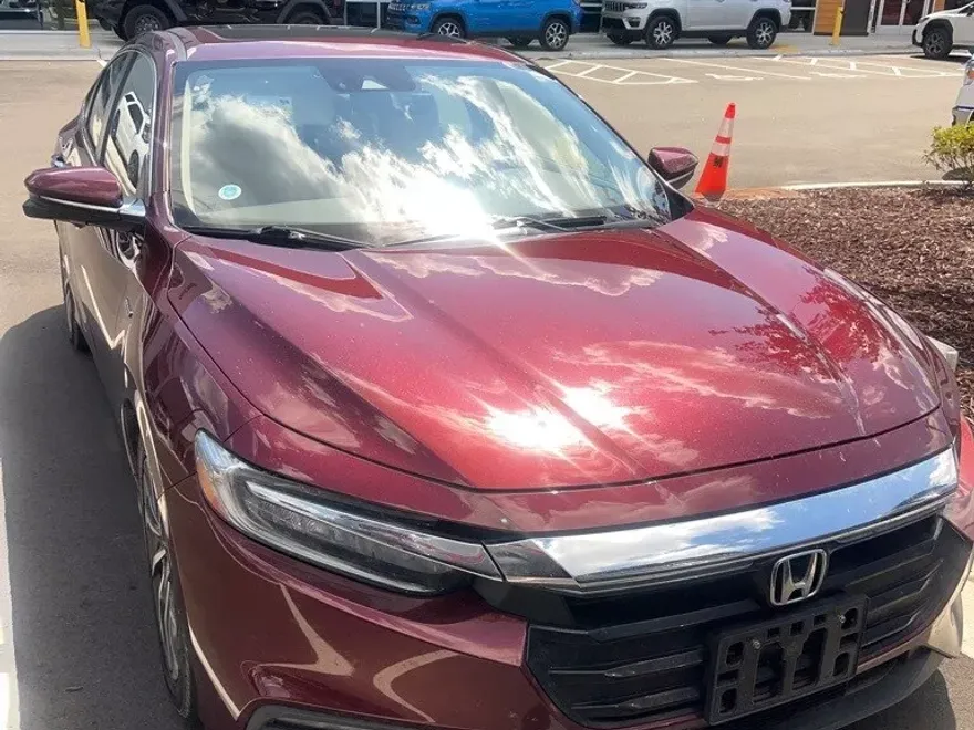 2019 Honda Insight Touring photo 1