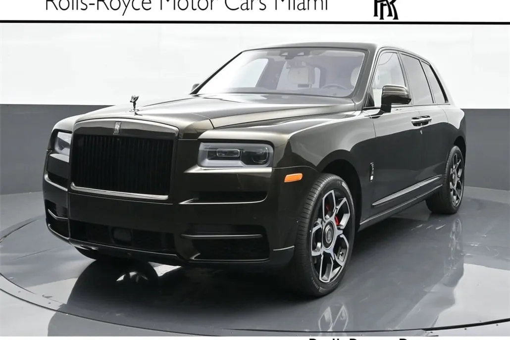 2024 Rolls Royce Cullinan Black Badge photo 1