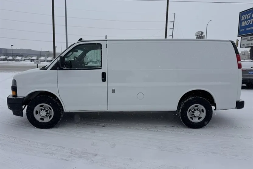 2019 Chevrolet Express Cargo Van photo 1