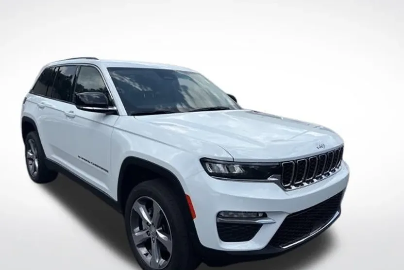 2022 Jeep Grand Cherokee Limited photo 1