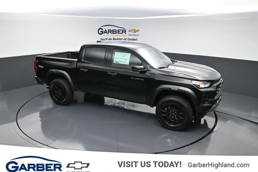 2026 Chevrolet Colorado Trail Boss photo 1