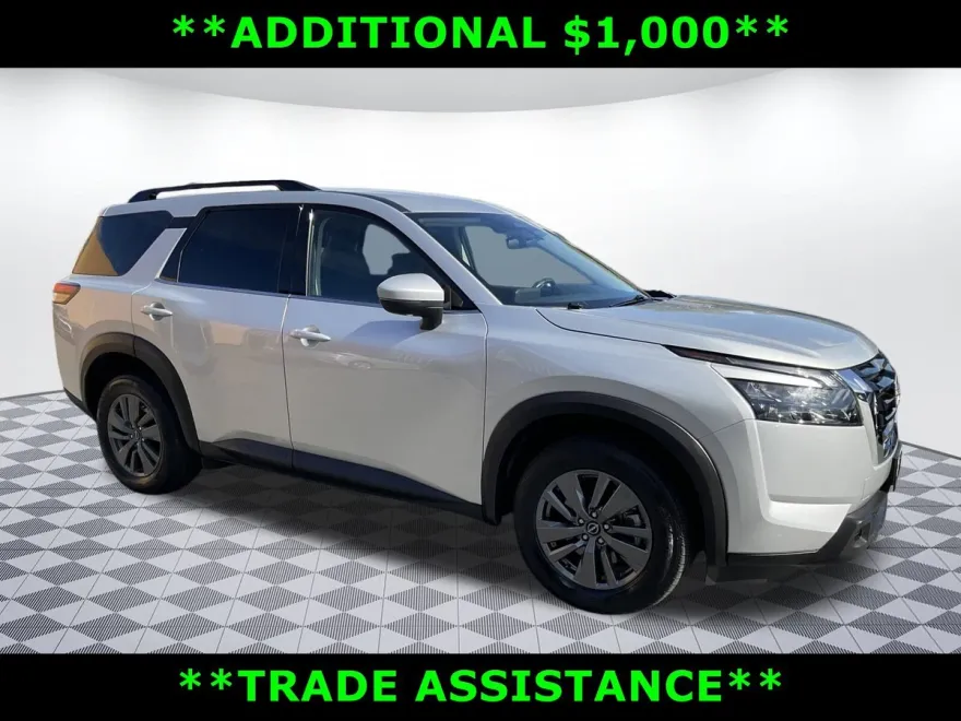 2024 Nissan Pathfinder SV photo 1