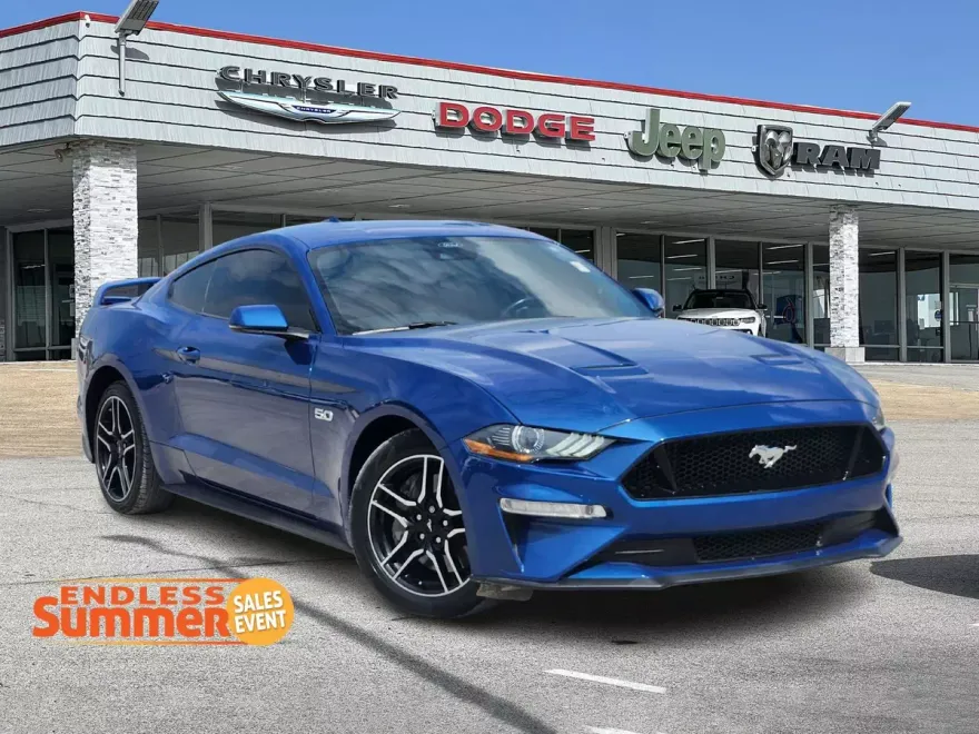 2022 Ford Mustang GT Premium photo 1