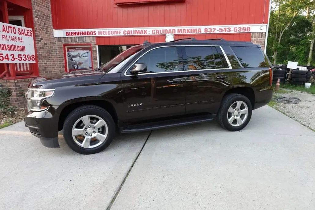 2018 Chevrolet Tahoe LS photo 1