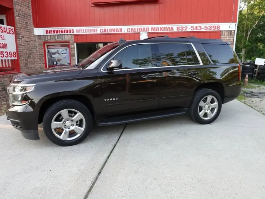 2018 Chevrolet Tahoe LS photo 1