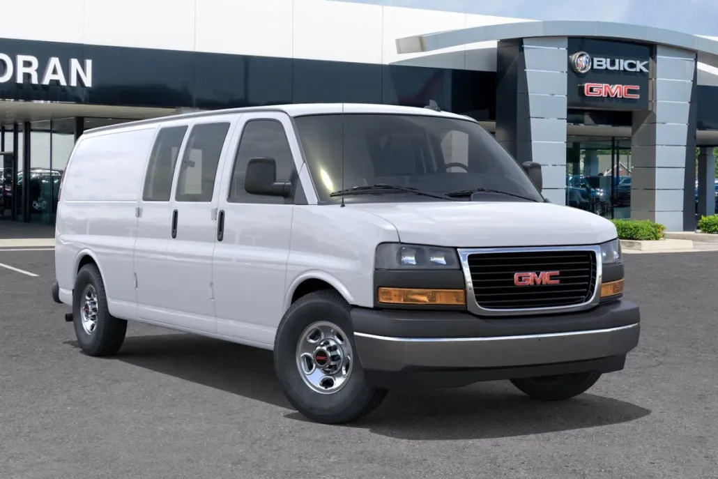 2025 Gmc Savana Cargo 2500 photo 1