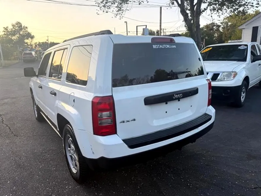 2014 Jeep Patriot Sport photo 1