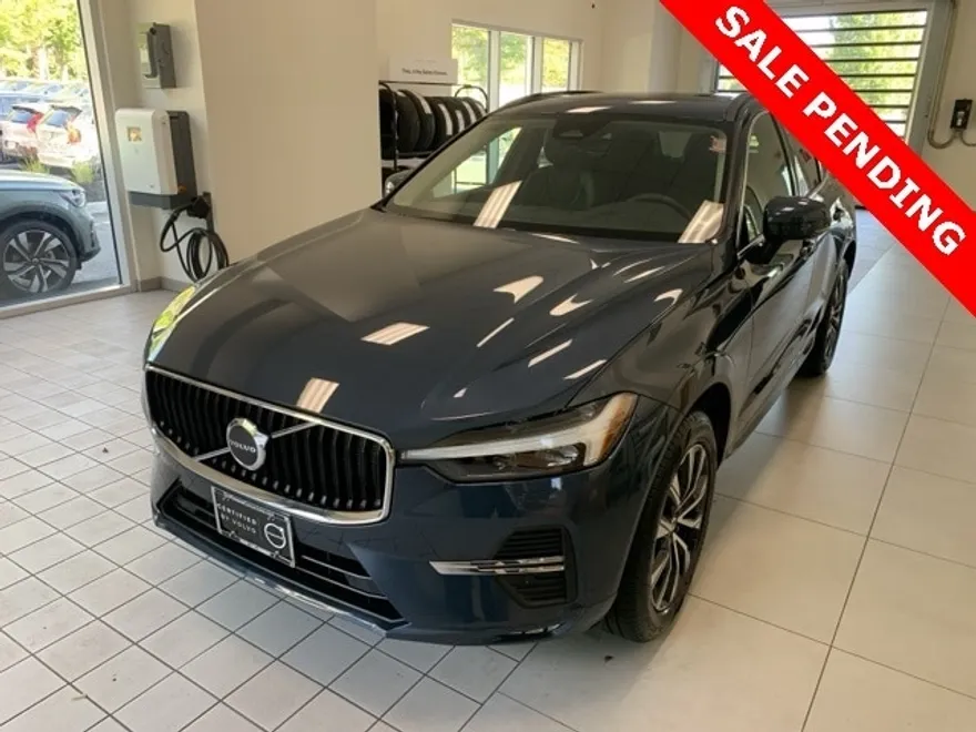 2023 Volvo XC60 B5 Core photo 1