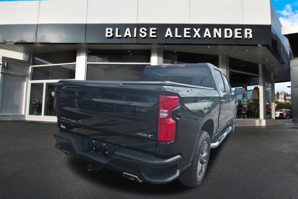2021 Chevrolet Silverado 1500 RST photo 1