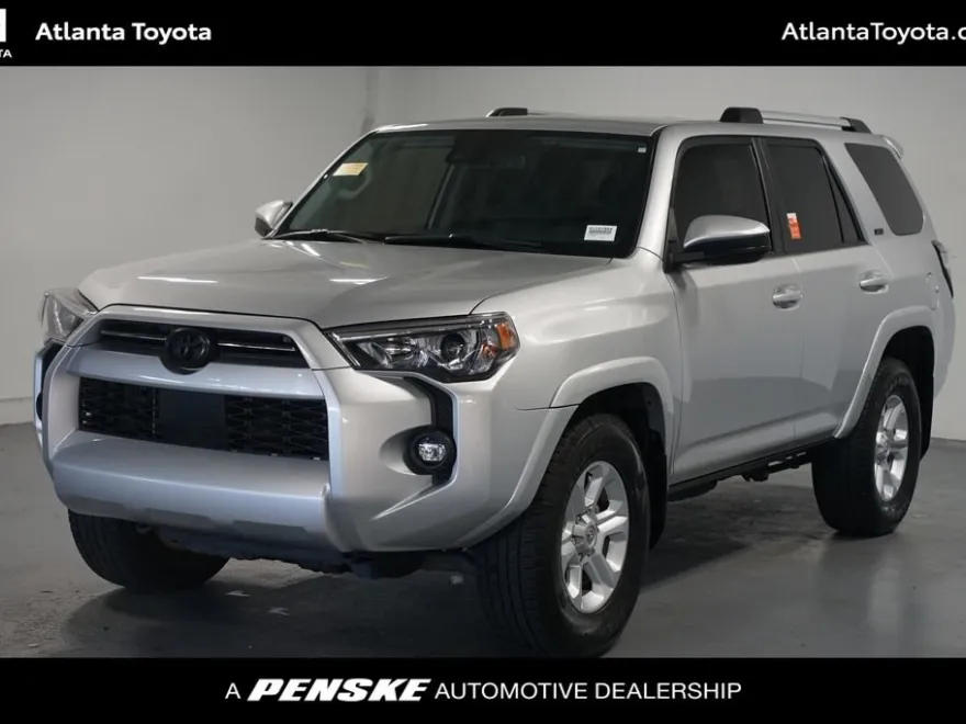 2022 Toyota 4Runner SR5 photo 1