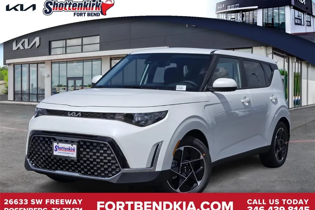 2025 Kia Soul EX photo 1