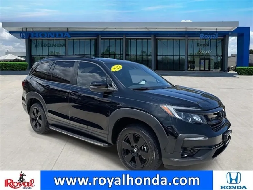 2022 Honda Pilot TrailSport photo 1