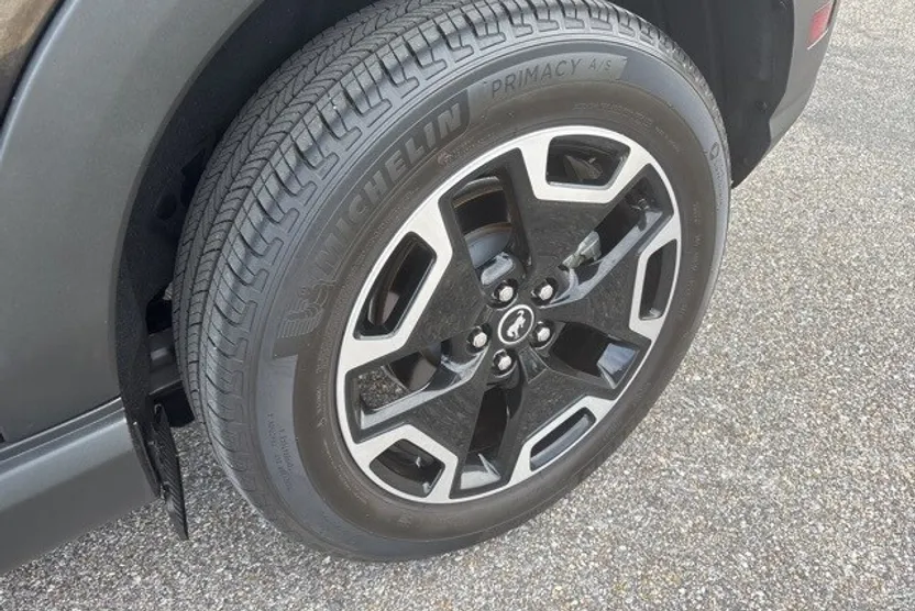 2021 Ford Bronco Sport Outer Banks photo 1