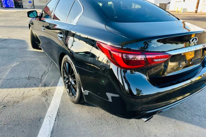 2018 Infiniti Q50 3.0t LUXE photo 1