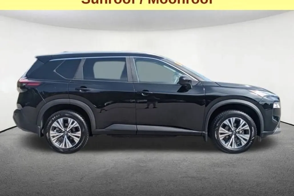 2023 Nissan Rogue SV photo 1