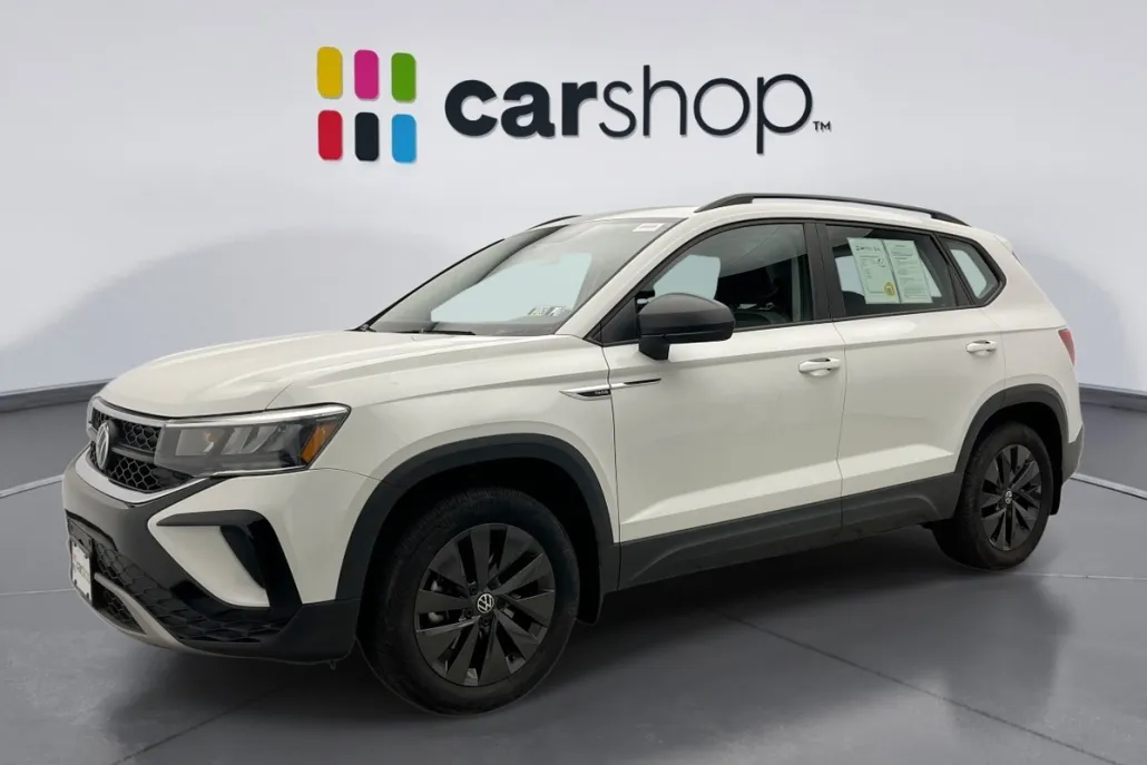 2022 Volkswagen Taos S photo 1