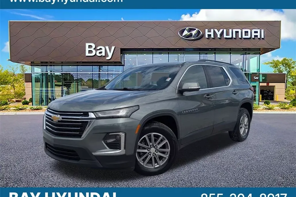 2023 Chevrolet Traverse Leather photo 1