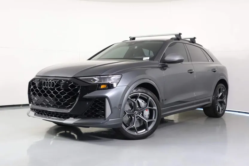 2025 Audi Q8 photo 1