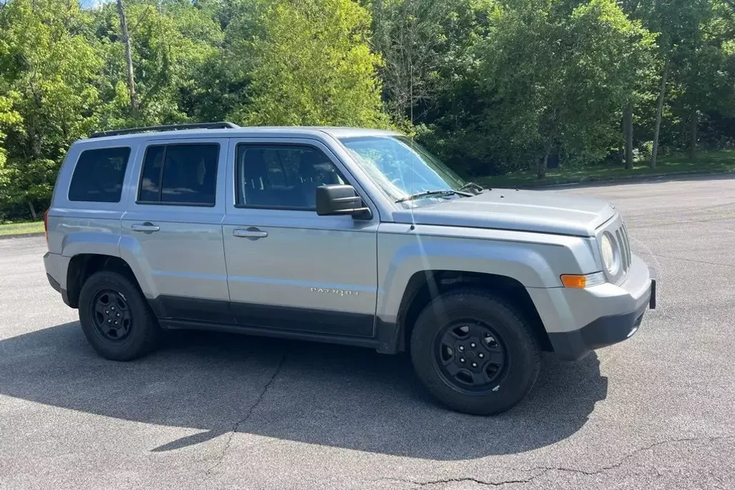 2015 Jeep Patriot Sport photo 1