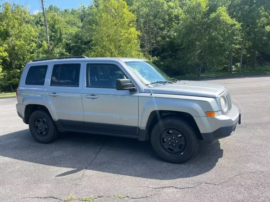 2015 Jeep Patriot Sport photo 1