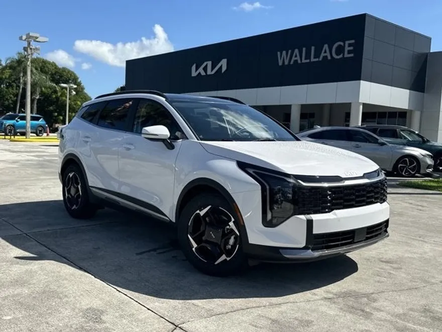 2026 Kia Sportage EX photo 1