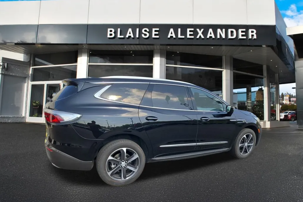 2023 Buick Enclave Premium photo 1