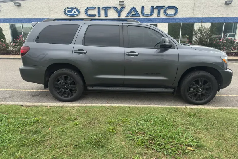 2021 Toyota Sequoia TRD Sport photo 1