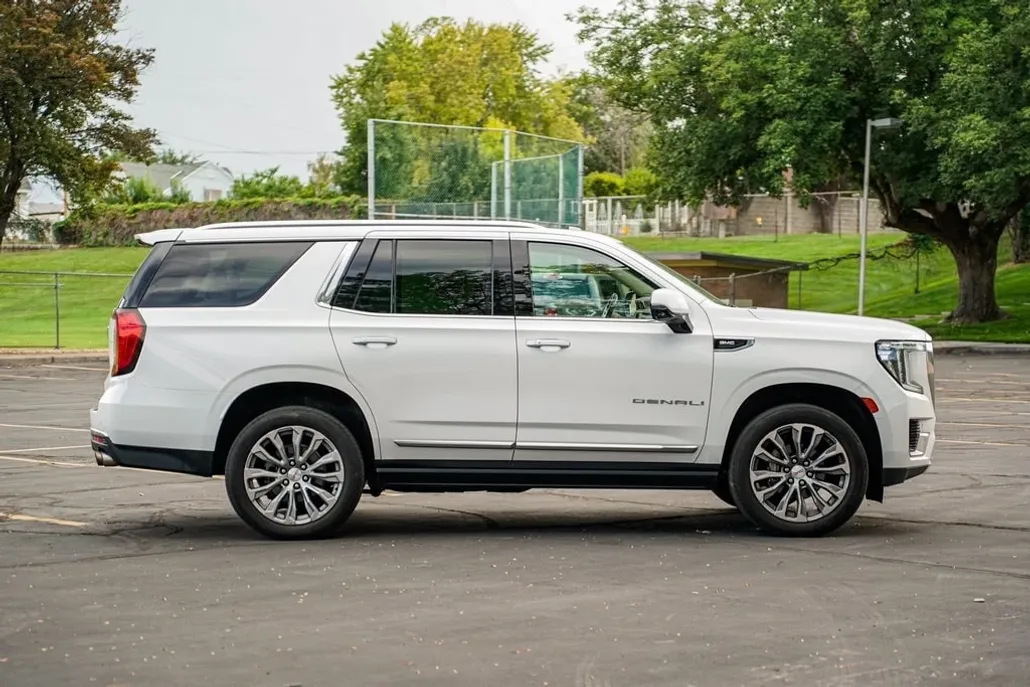 2021 Gmc Yukon Denali photo 1