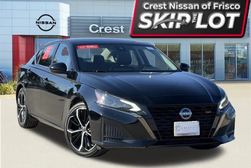 2024 Nissan Altima 2.5 SR photo 1